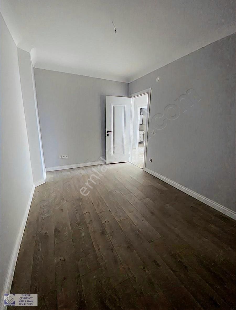 Mahir'den Çekmekőy Kiralık Sıfır 3+1 Daire Cavuşbaşı Caddesi