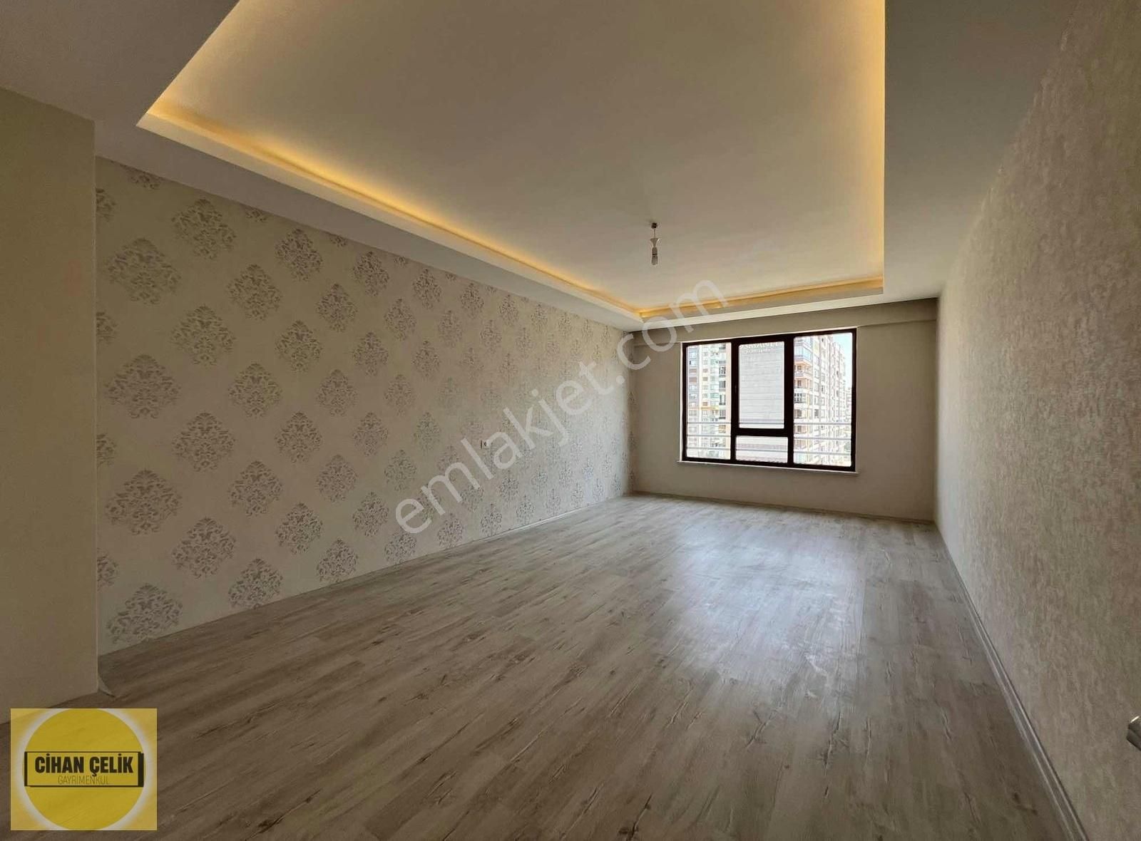 Şefikcan Parkına Cephe Ara Kat 3+1 Ultra Lüks Geniş Daire