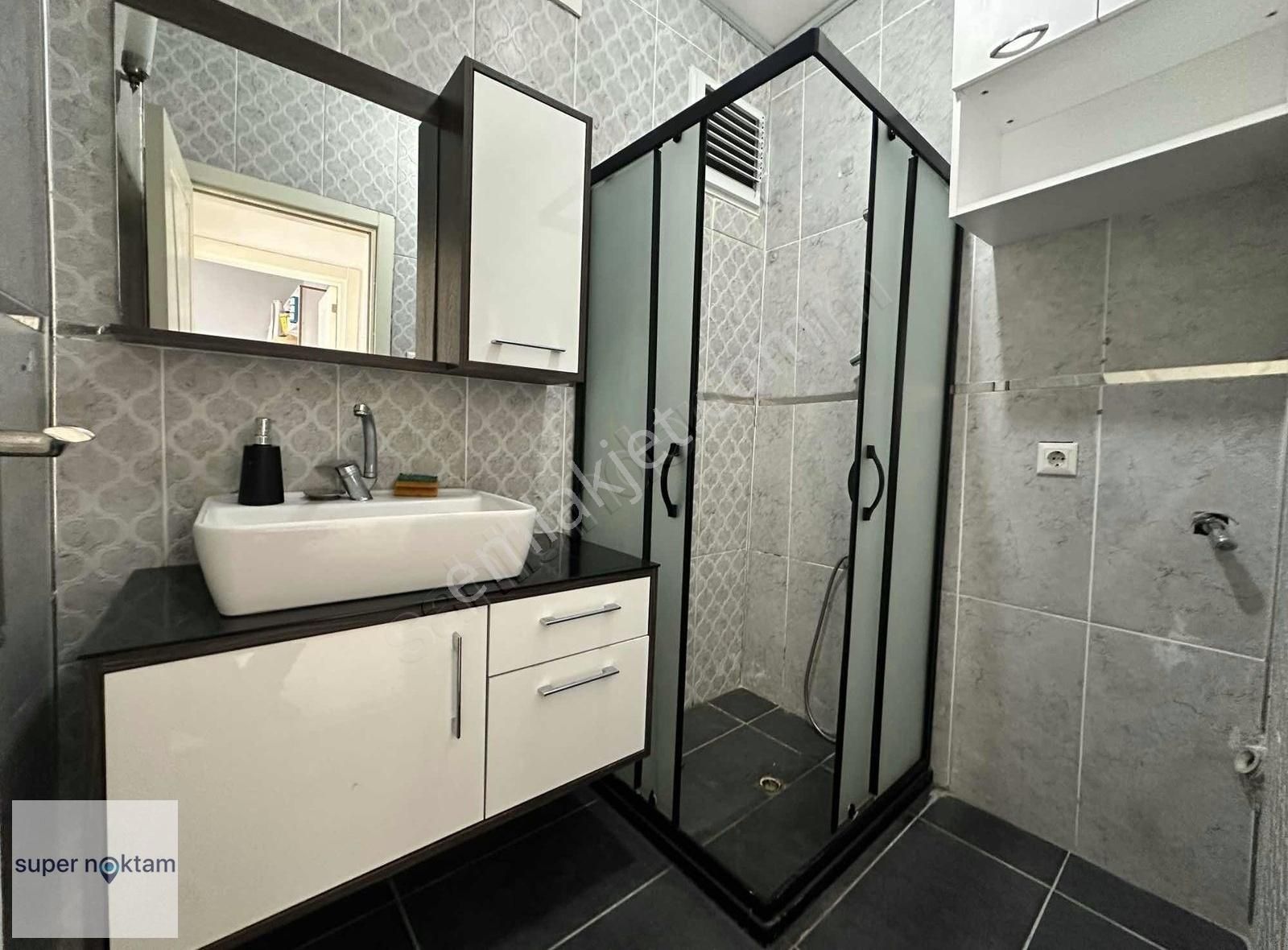 Mehmet Akif'te Satılık 3.kat Tadilatlı 2+1 10mt Hisseli Daire - Görsel 2