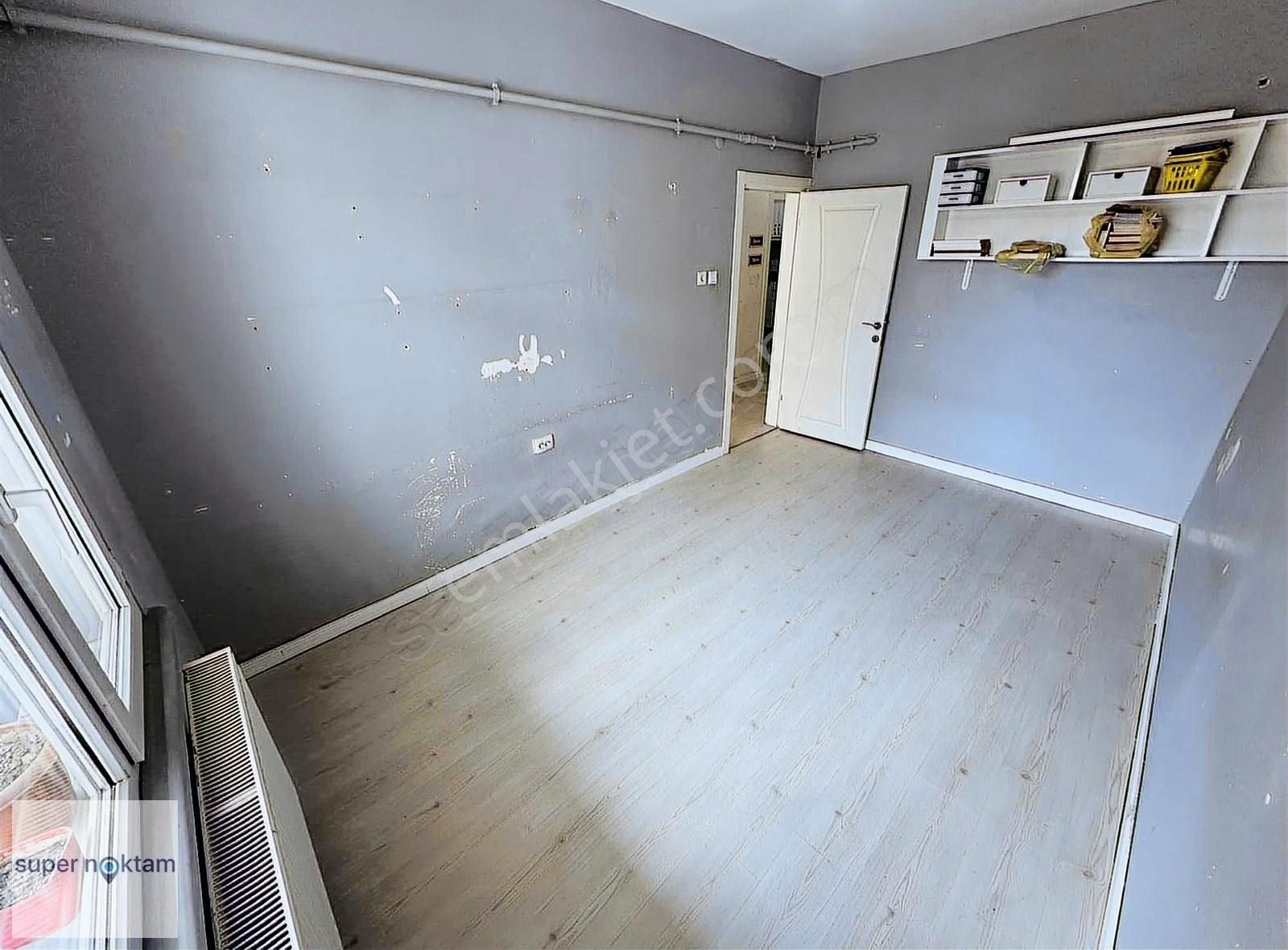 Mehmet Akif'te Satılık 3.kat Tadilatlı 2+1 10mt Hisseli Daire - Görsel 22