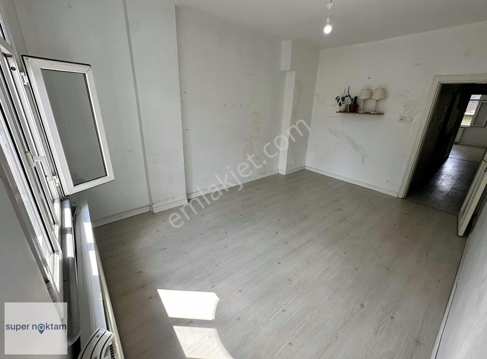 Mehmet Akif'te Satılık 3.kat Tadilatlı 2+1 10mt Hisseli Daire - Görsel 10