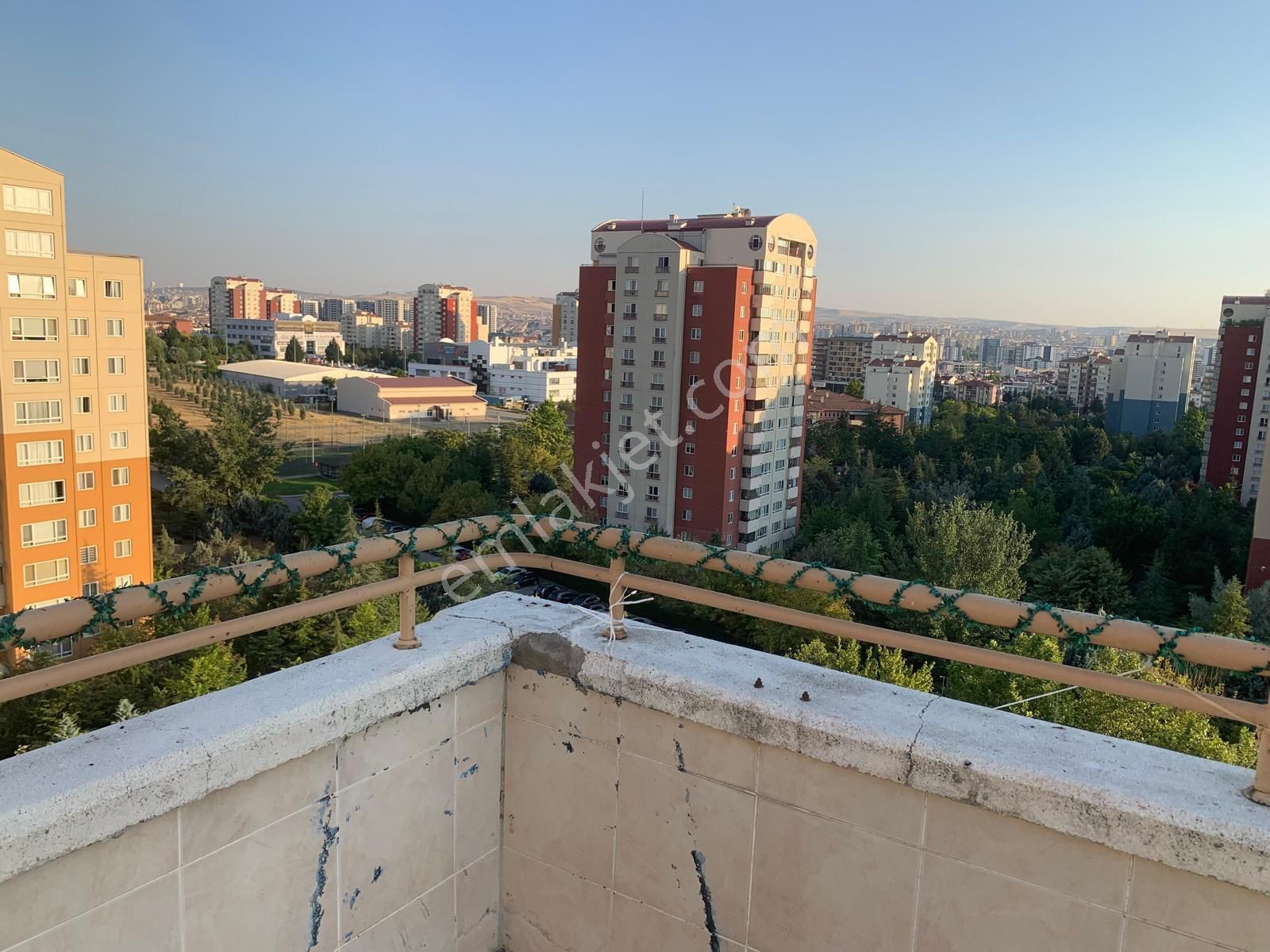 Eryaman 5 Metro'ya Yakın Teraslı Manzaralı 1+1
