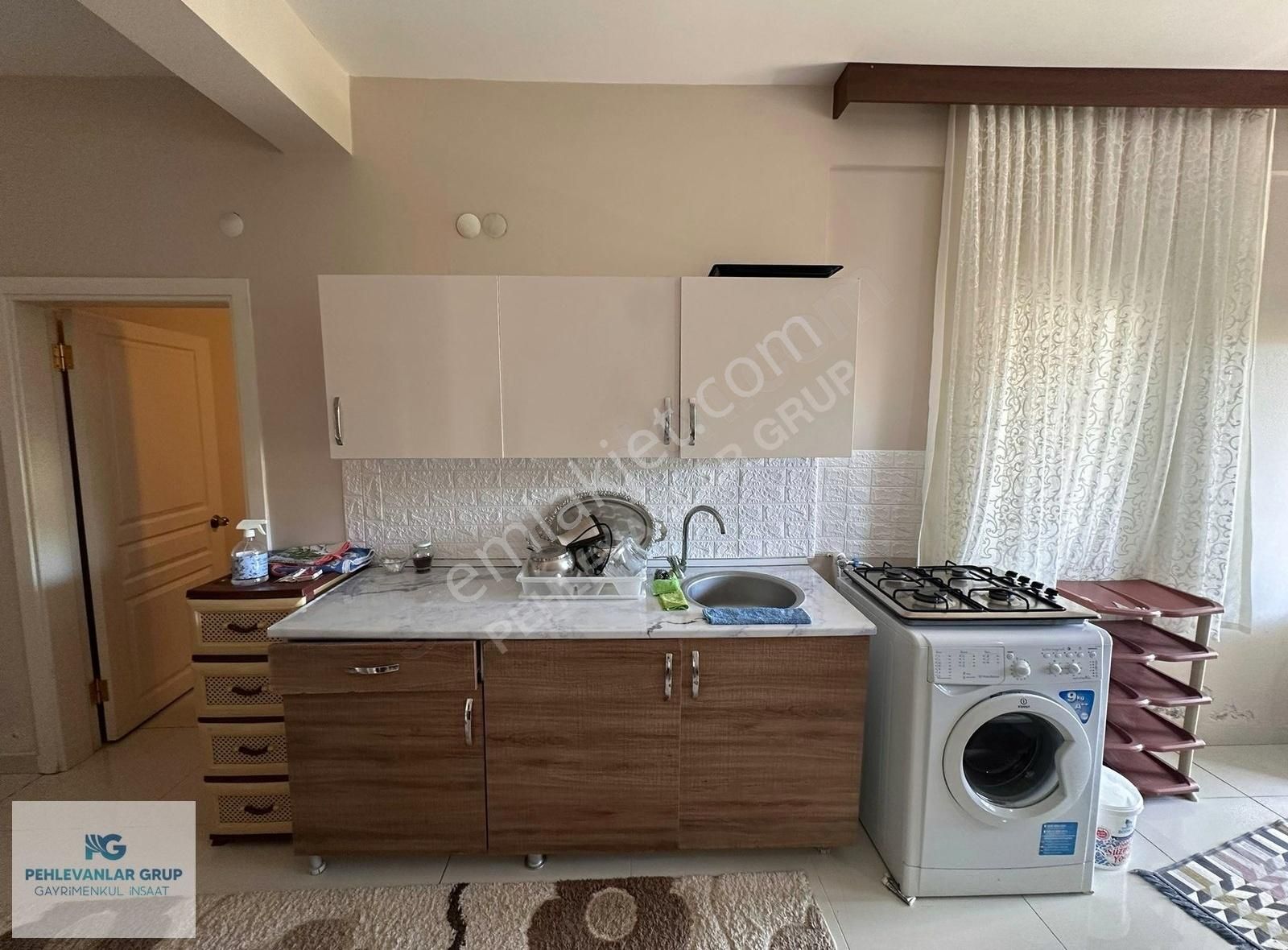 Pehlevanlardan İsmetpaşada Elektirik Su Dahil Kiralık 1+1 Daire