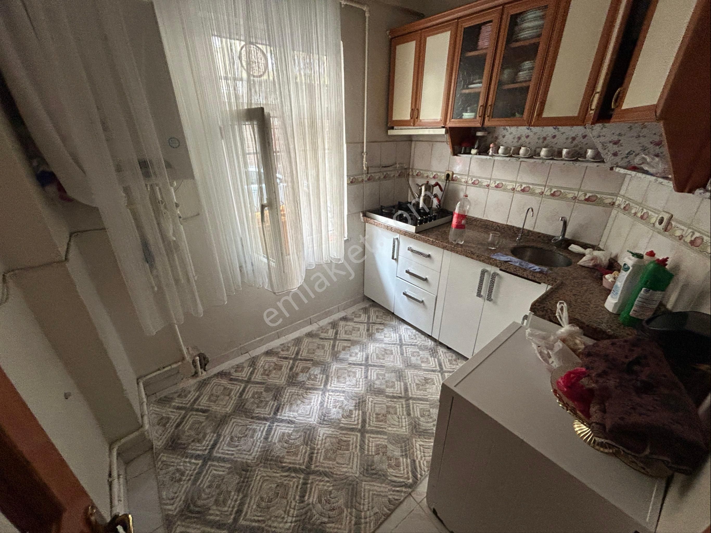 Ayaz Emlak'dan Acil Satılık Krediye Uygun 3+1 120 M2 Yüksek Giriş Daire - Görsel 4