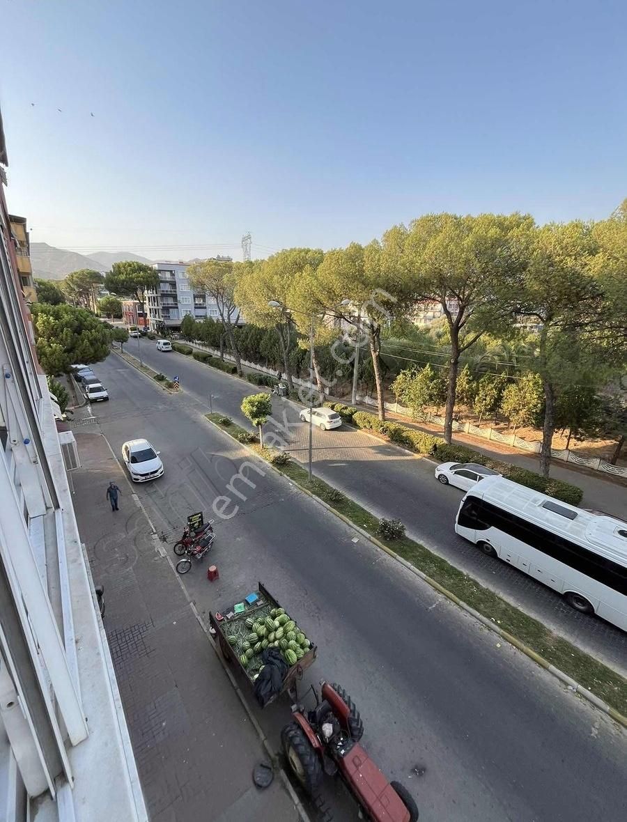 İsabeylide Satılık 3+1 Daire - Görsel 3