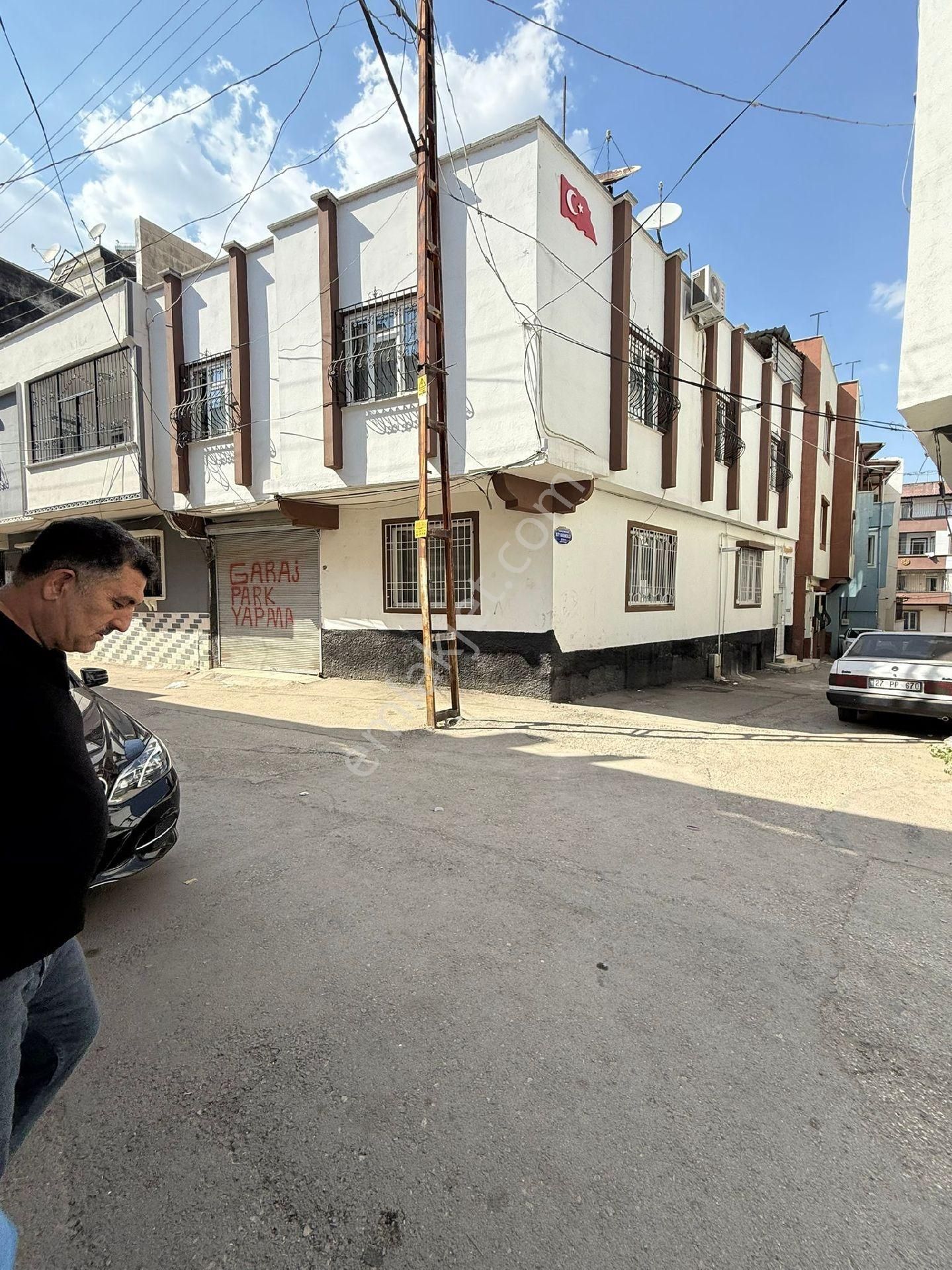 Güneş Mahalesin De Satılık 2 Katlı Ev - Görsel 2