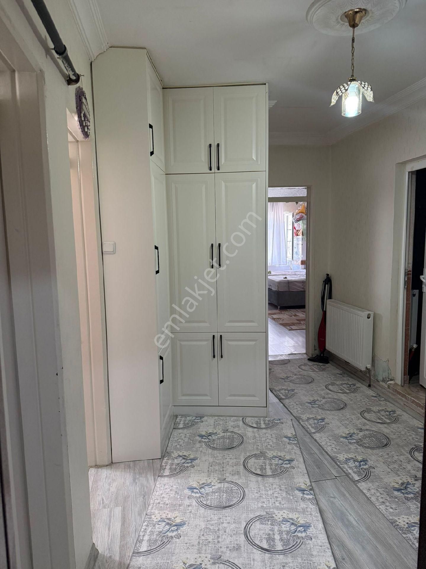 Güneş Mahalesin De Satılık 2 Katlı Ev - Görsel 4