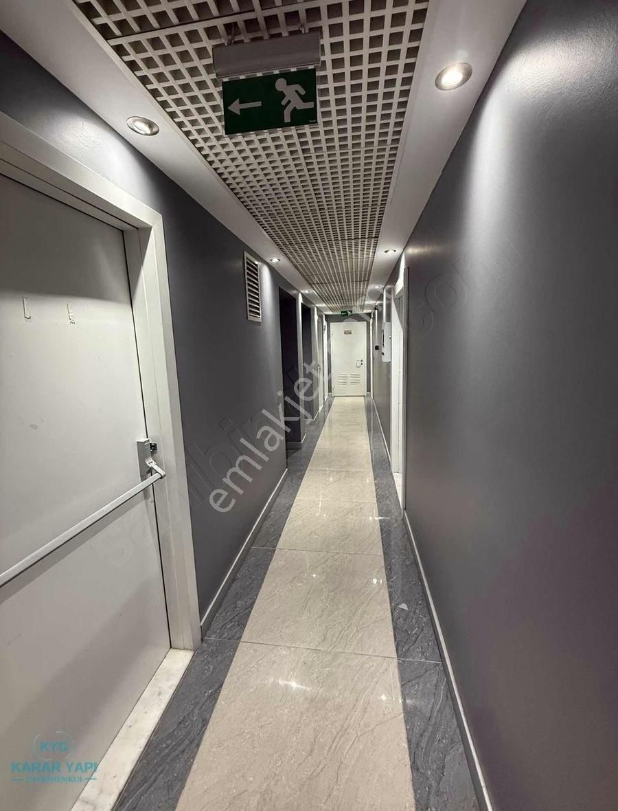 Kiralık 1+1 Sitede Manzaralı Ofis