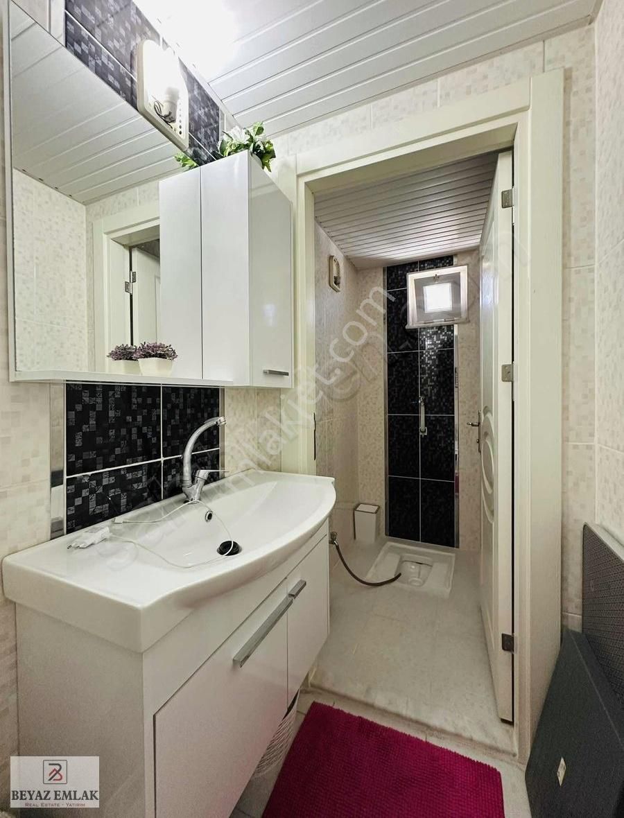 Ahatlı Mh'de 2+1 Her Şey Ayrı Balkonlu Geniş Ferah Daire