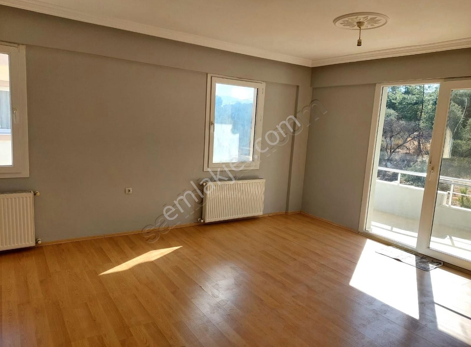 Milas/aydınlıkevler Mah.fen Lisesi Yanı Kiralık 5+1