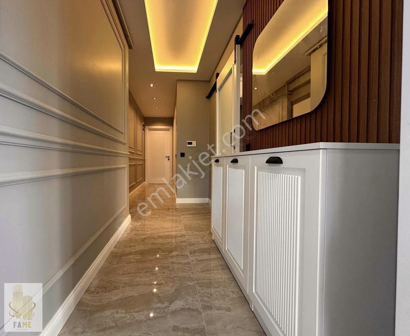 Şenesenevler'de Minübüse Yakın 5 Yıllık Binada Arakat 2+1