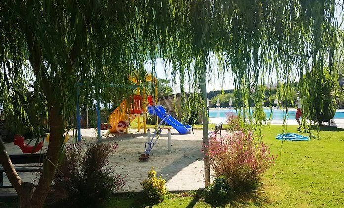 Denize Yakın Butik Sitede Satılık Manzaralı Üstkat Ev İngilizden Uygun Fiyata Ev Güvenlikli Havuzlu - Görsel 34