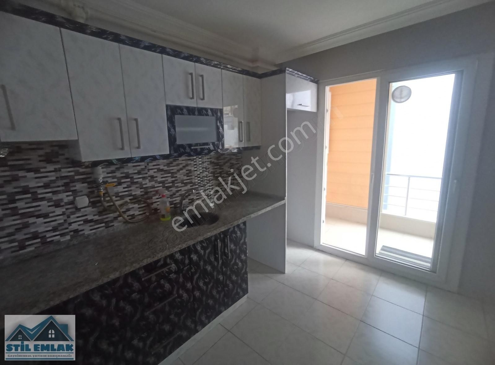 Salihli Kiralık 1+1 Kapalı Mutfak Daire Beşeylül Mahallesi