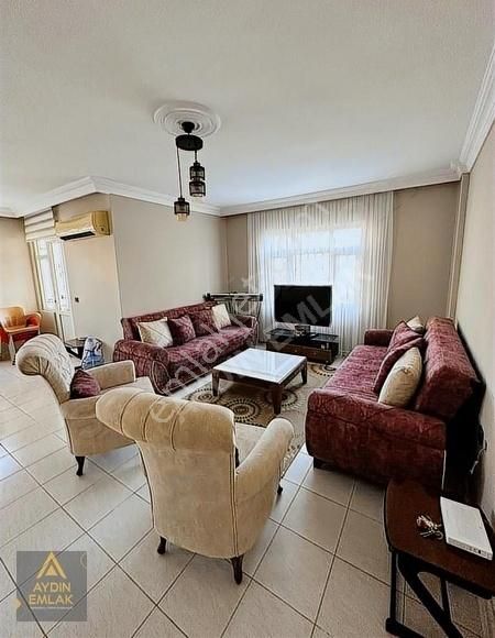 Aydın'dan Mezitli'de Denize Yürüme Mesafesinde 3+1 Kiralık Daire