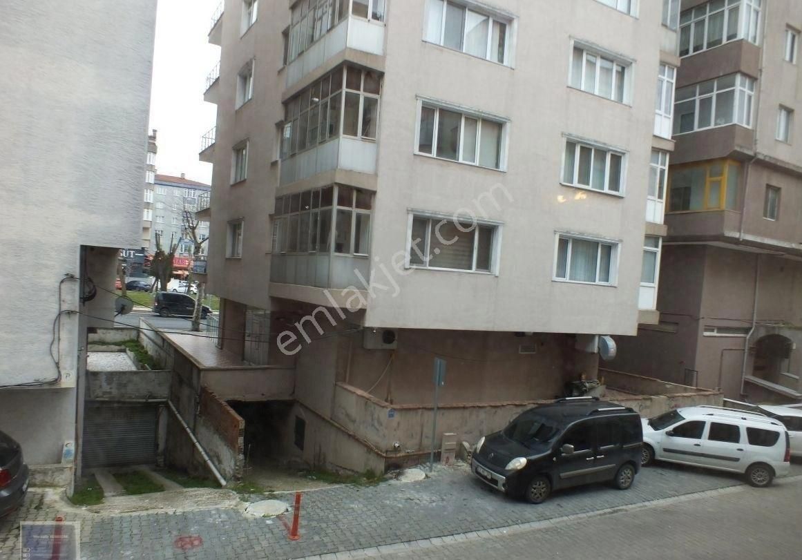 Çorlu Bahçelievlerde Satılık 3+1 Kombili Daire
