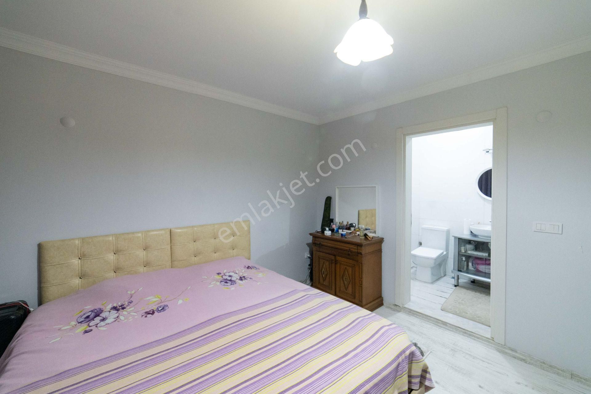 Dursunbey Çınar Köy'de Ceviz Ağaçlı Çiftlik Evi - Görsel 25