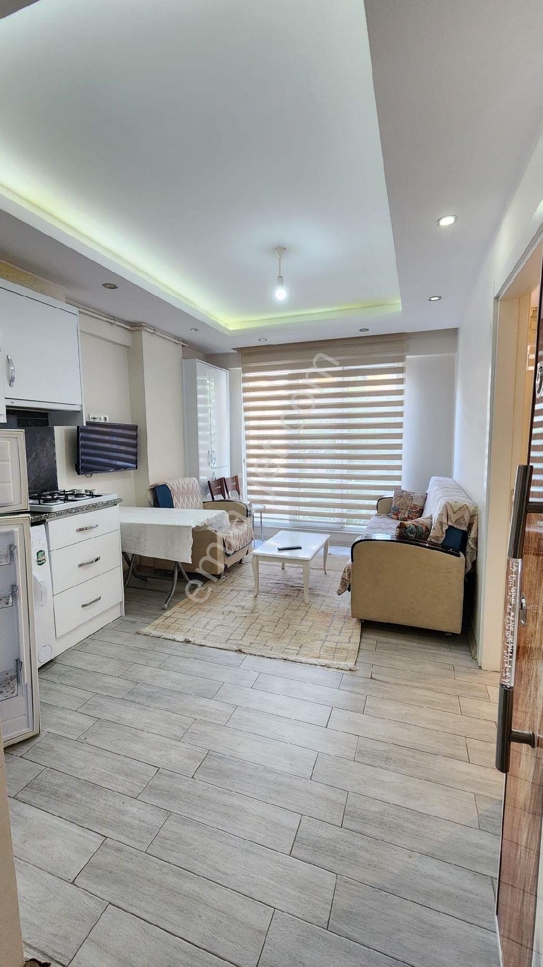 Sırakapılar'da 45 M² Asansörlü 6 Yıllık Ara Kat Ful Eşyalı Yüksek Kira Getirili Apart - Görsel 7