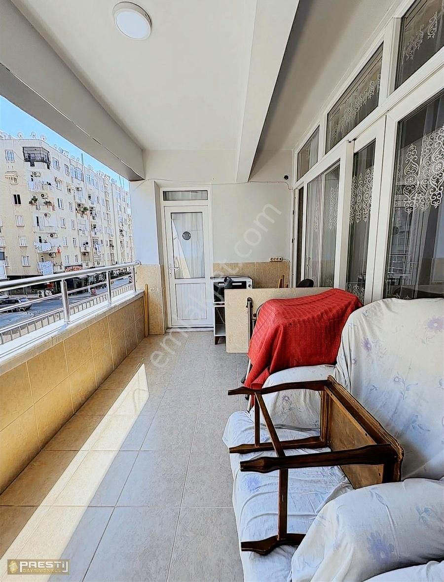 Prestij'den Pirireis'te Asansörlü Geniş Oturumlu Temiz 3+1 Daire - Görsel 7