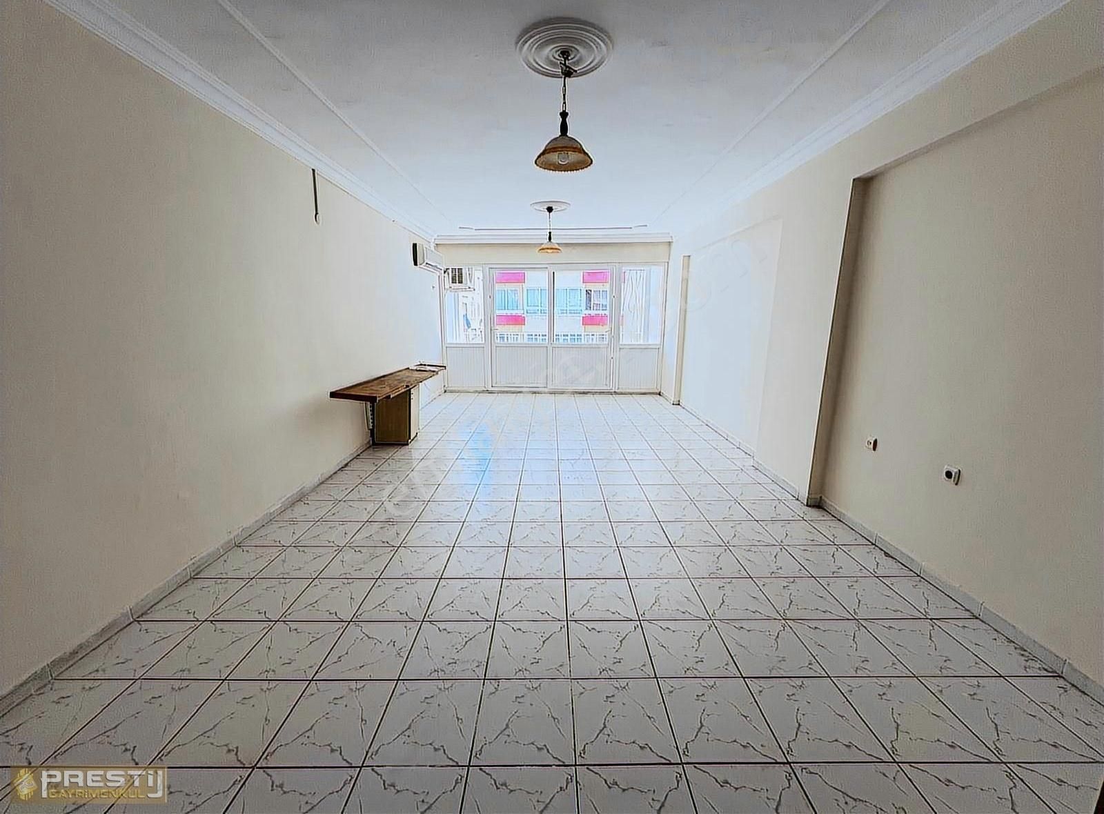 Prestij'den Pirireis'te Asansörlü Geniş Oturumlu Temiz 3+1 Daire