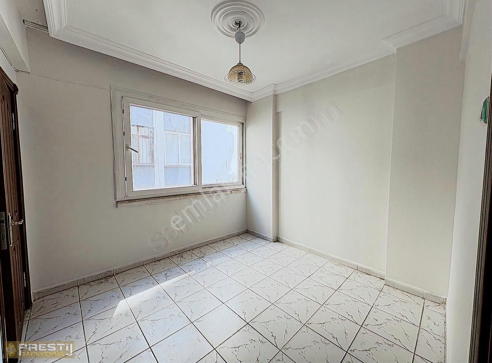 Prestij'den Pirireis'te Asansörlü Geniş Oturumlu Temiz 3+1 Daire - Görsel 14