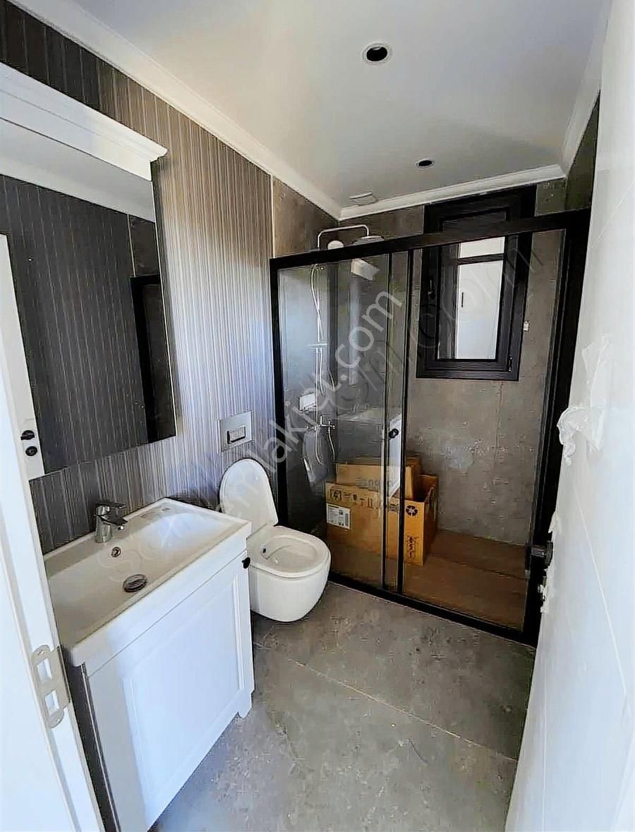 Alya Gayrimenkul Germiyan Bölgesinde Deniz Manzaralı Villa - Görsel 17