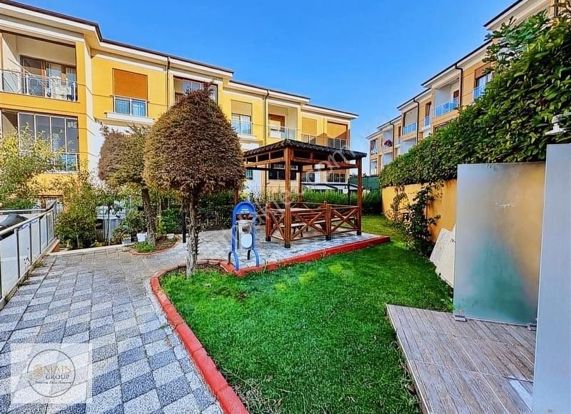 Prestijli Sitede Merkezi Konumda Villa Denize Yakın - Görsel 21