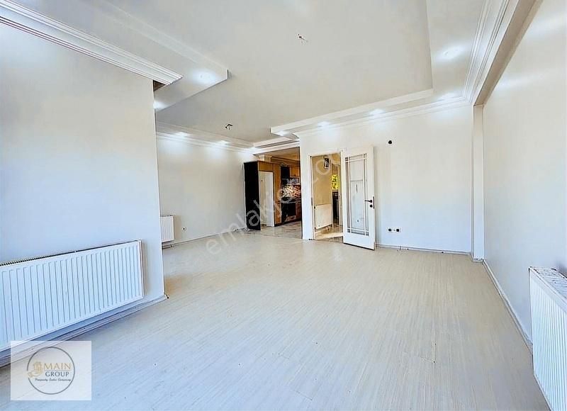 Prestijli Sitede Merkezi Konumda Villa Denize Yakın - Görsel 28