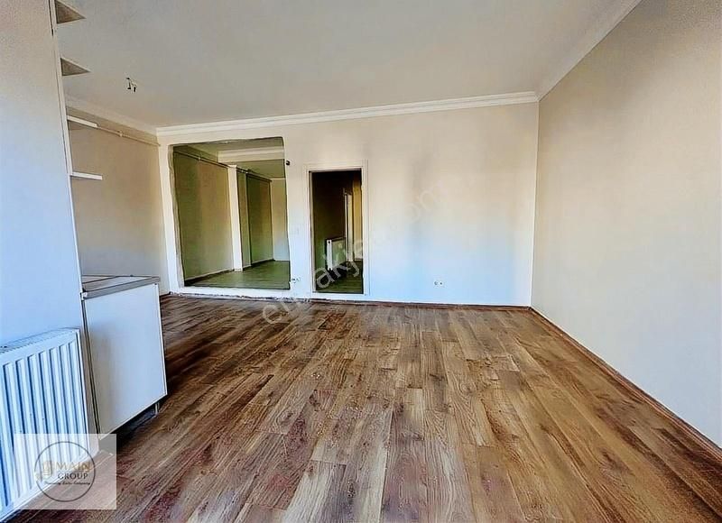 Prestijli Sitede Merkezi Konumda Villa Denize Yakın - Görsel 5