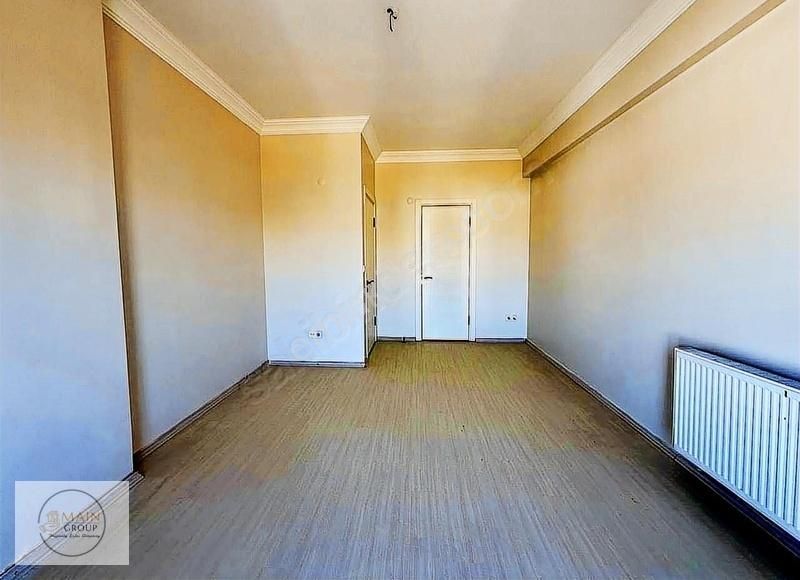 Prestijli Sitede Merkezi Konumda Villa Denize Yakın - Görsel 34