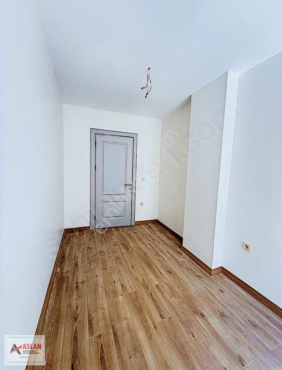 Çengelköy Ana Cadde Üst Konut & Avm Projesinde 2+1 Kiralık Daire - Görsel 4