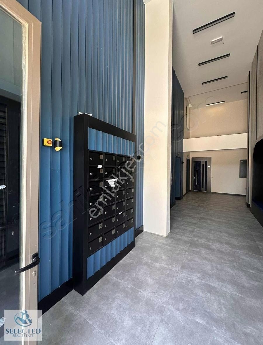 Tk 77 'de Havuz Cepheli Ara Kat 2+1 Daire - Görsel 10