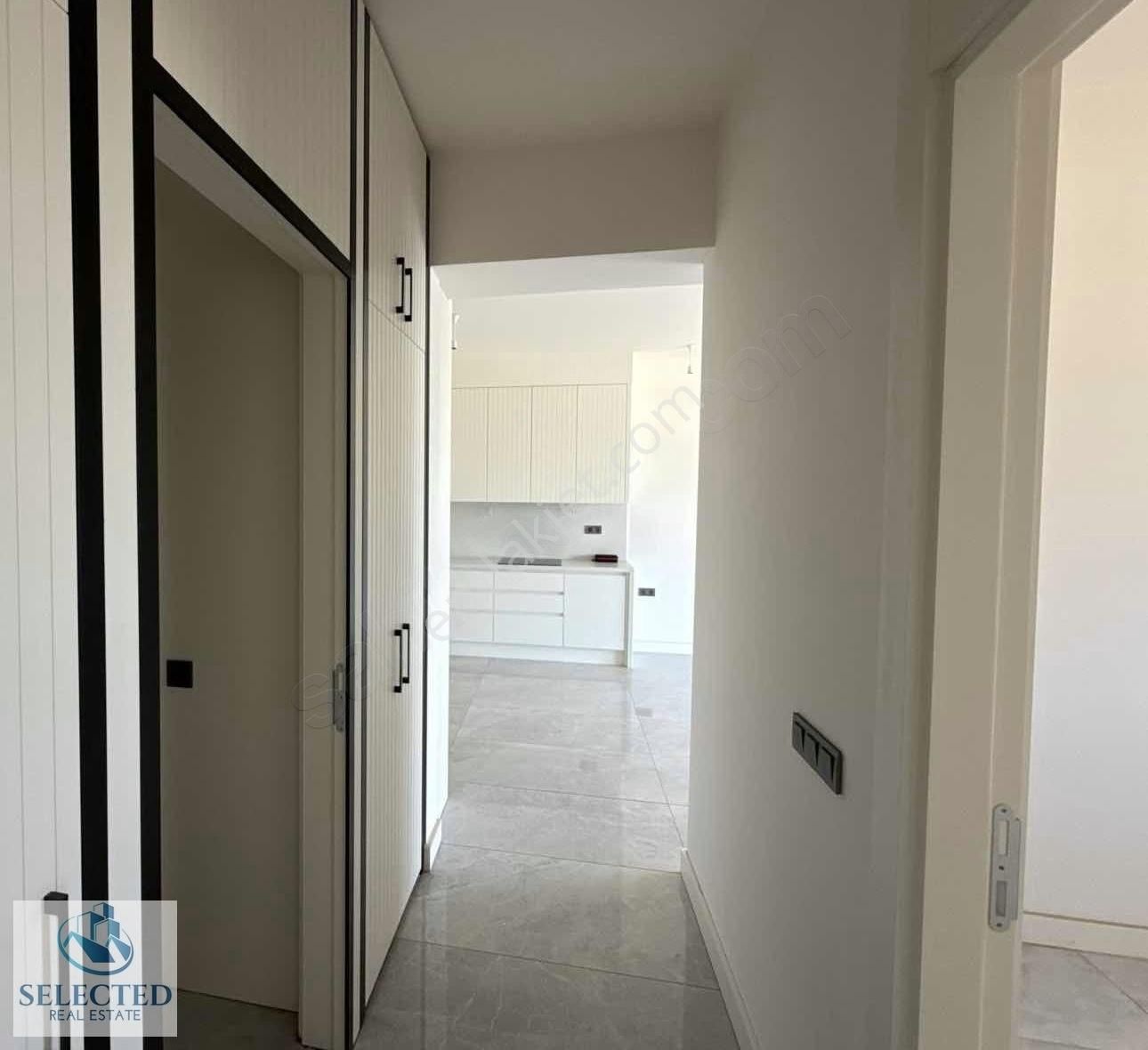 Tk 77 'de Havuz Cepheli Ara Kat 2+1 Daire - Görsel 7