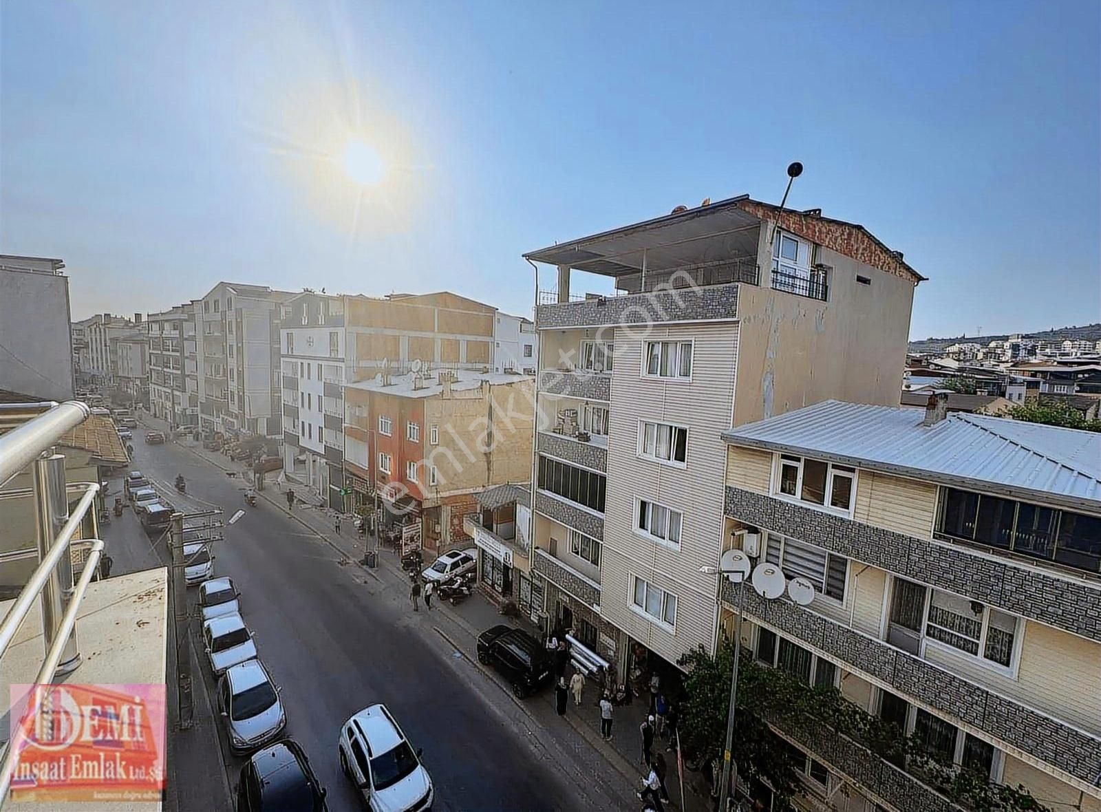 Ana Cadde Üzeri 3+1 Net135 Mt2 Kiralık Muazzam Daire