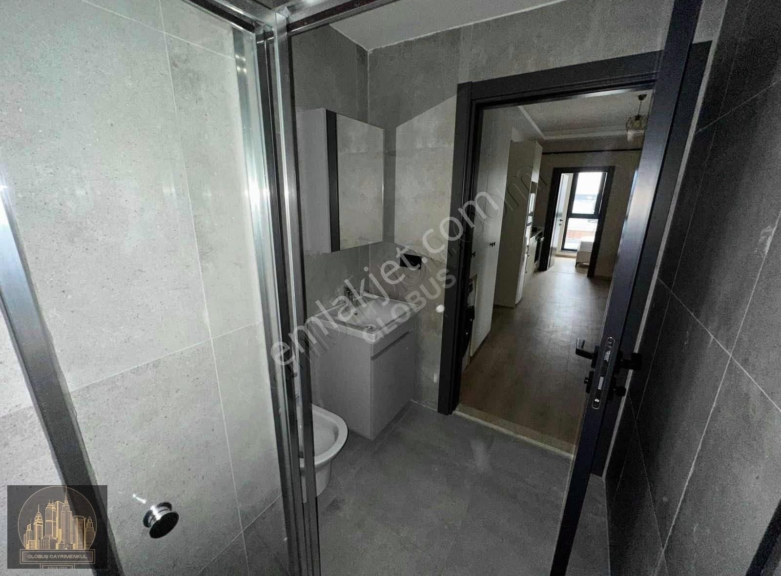 Globustan Cadde Üstü Lüx Sıfır Eşyalı 2+1 Daire Dess Hıll - Görsel 16