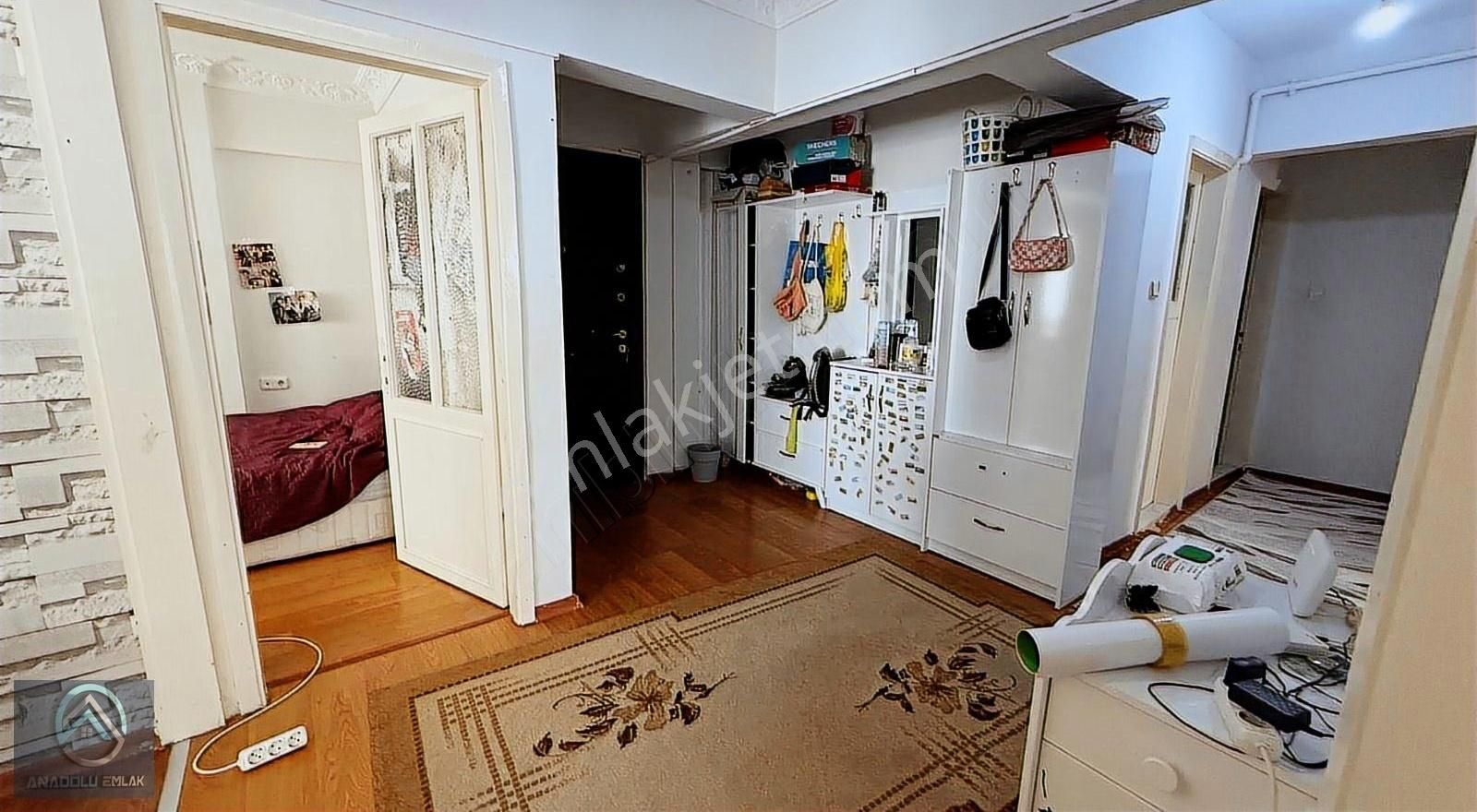 Cevatpaşa Mah.çok Geniş 3+1 Satılık Daire - Görsel 2