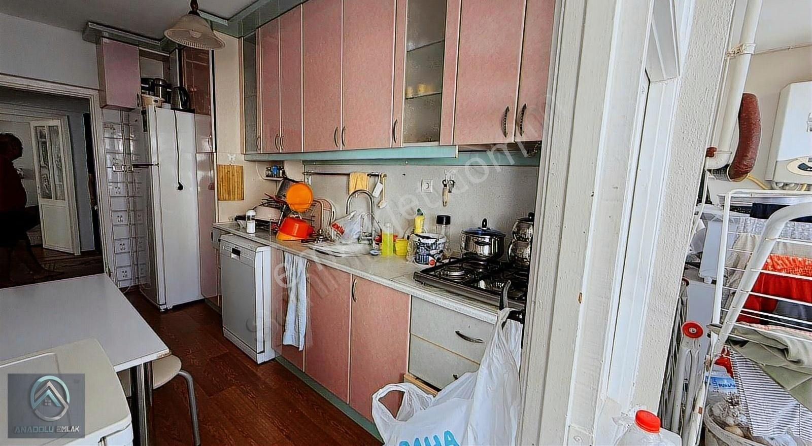 Cevatpaşa Mah.çok Geniş 3+1 Satılık Daire - Görsel 12