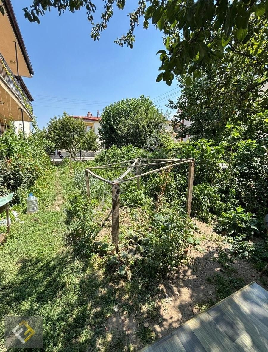 Furkan Emlaktan Şirinevler Mahallesinde 3+1 Geniş Kiralık Daire