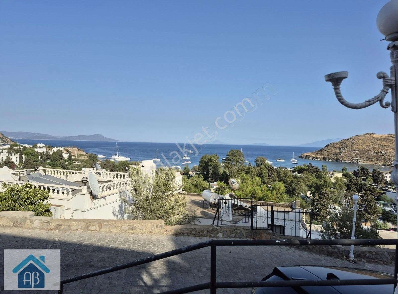 Bodrum Akyarlar Karıncir'de Satılık 2+1 Tek Katlı Yazlık