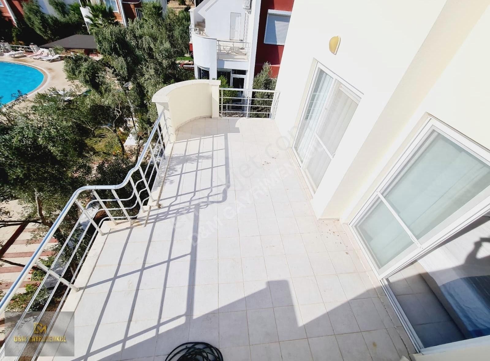 Akbükde Daire Parasına Site İçi Havuzlu Muhteşem Villa - Görsel 6