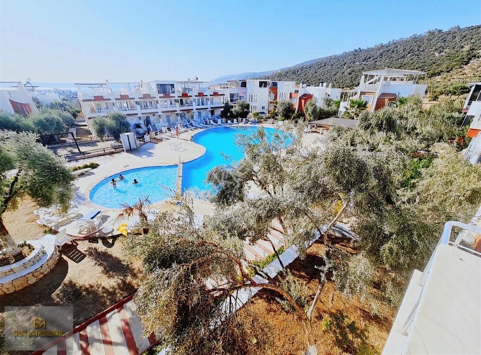Akbükde Daire Parasına Site İçi Havuzlu Muhteşem Villa - Görsel 27