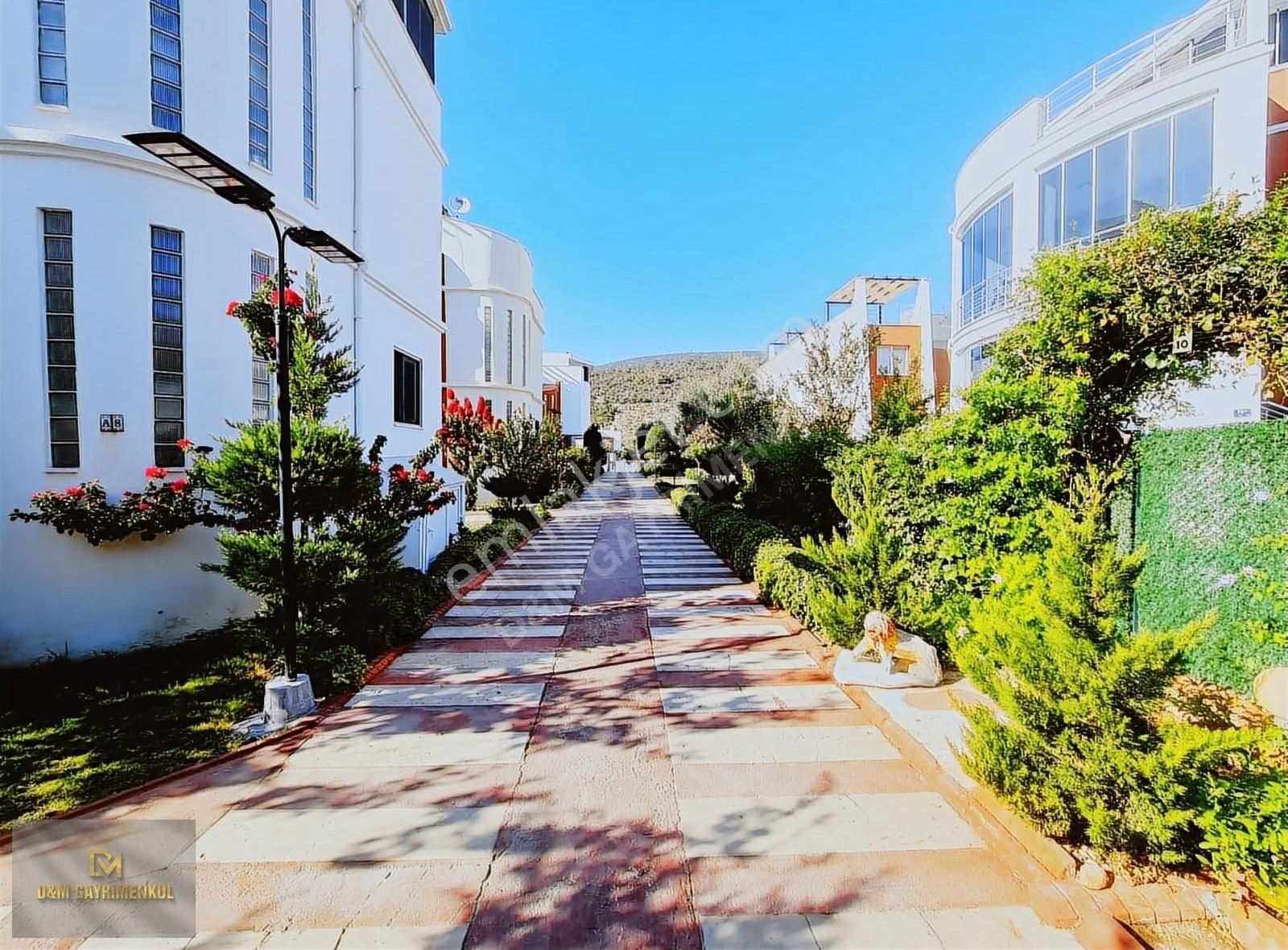 Akbükde Daire Parasına Site İçi Havuzlu Muhteşem Villa - Görsel 29