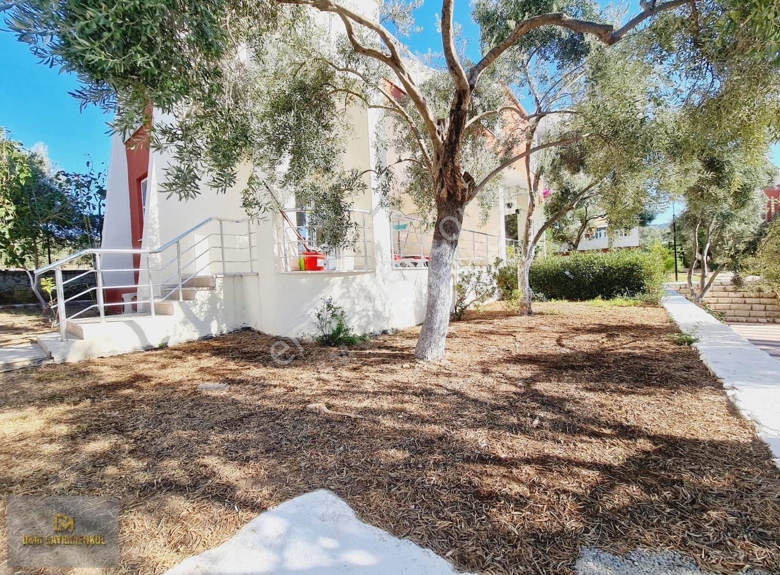 Akbükde Daire Parasına Site İçi Havuzlu Muhteşem Villa - Görsel 2