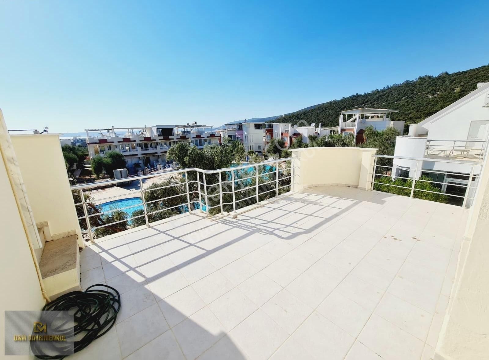 Akbükde Daire Parasına Site İçi Havuzlu Muhteşem Villa - Görsel 9
