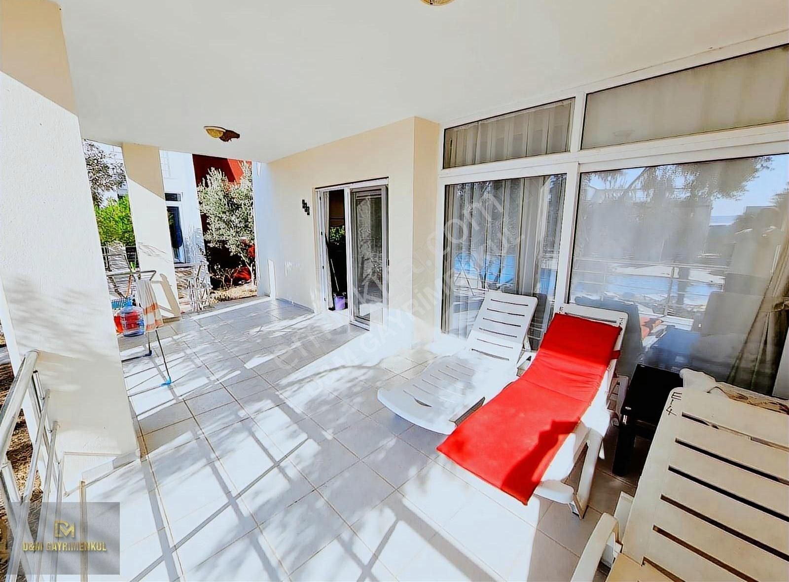 Akbükde Daire Parasına Site İçi Havuzlu Muhteşem Villa - Görsel 28