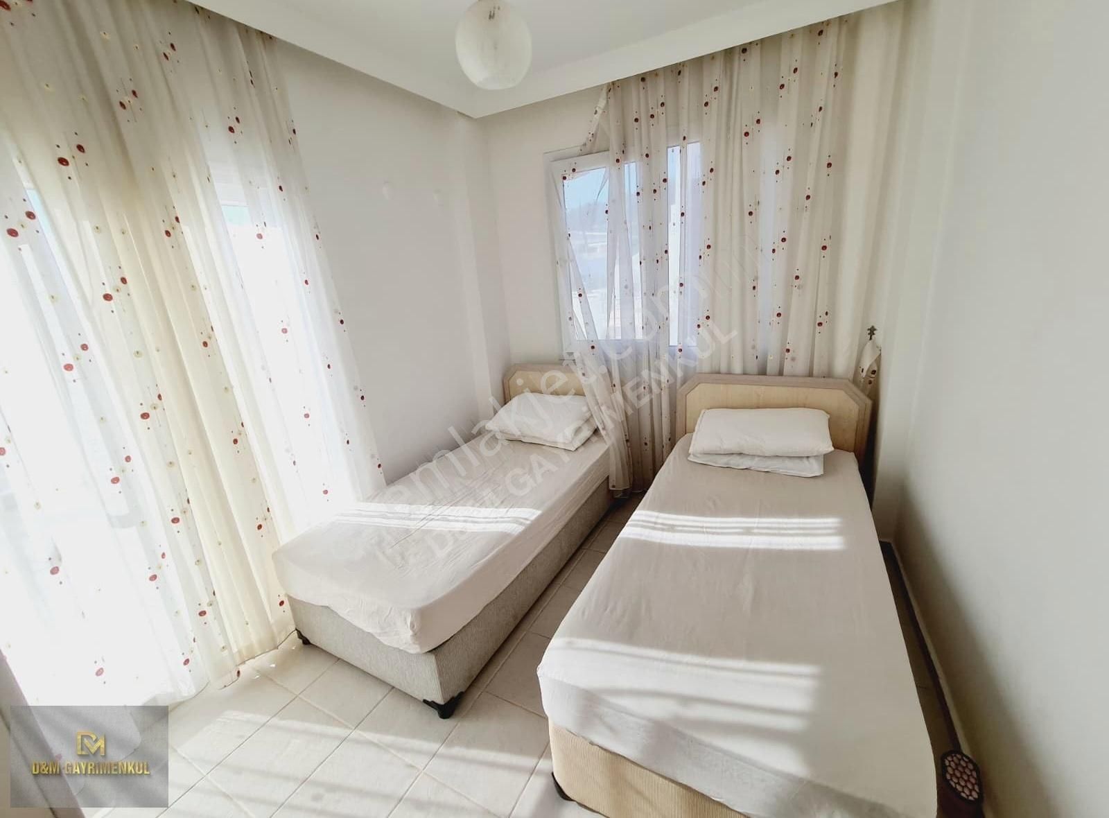 Akbükde Daire Parasına Site İçi Havuzlu Muhteşem Villa - Görsel 17