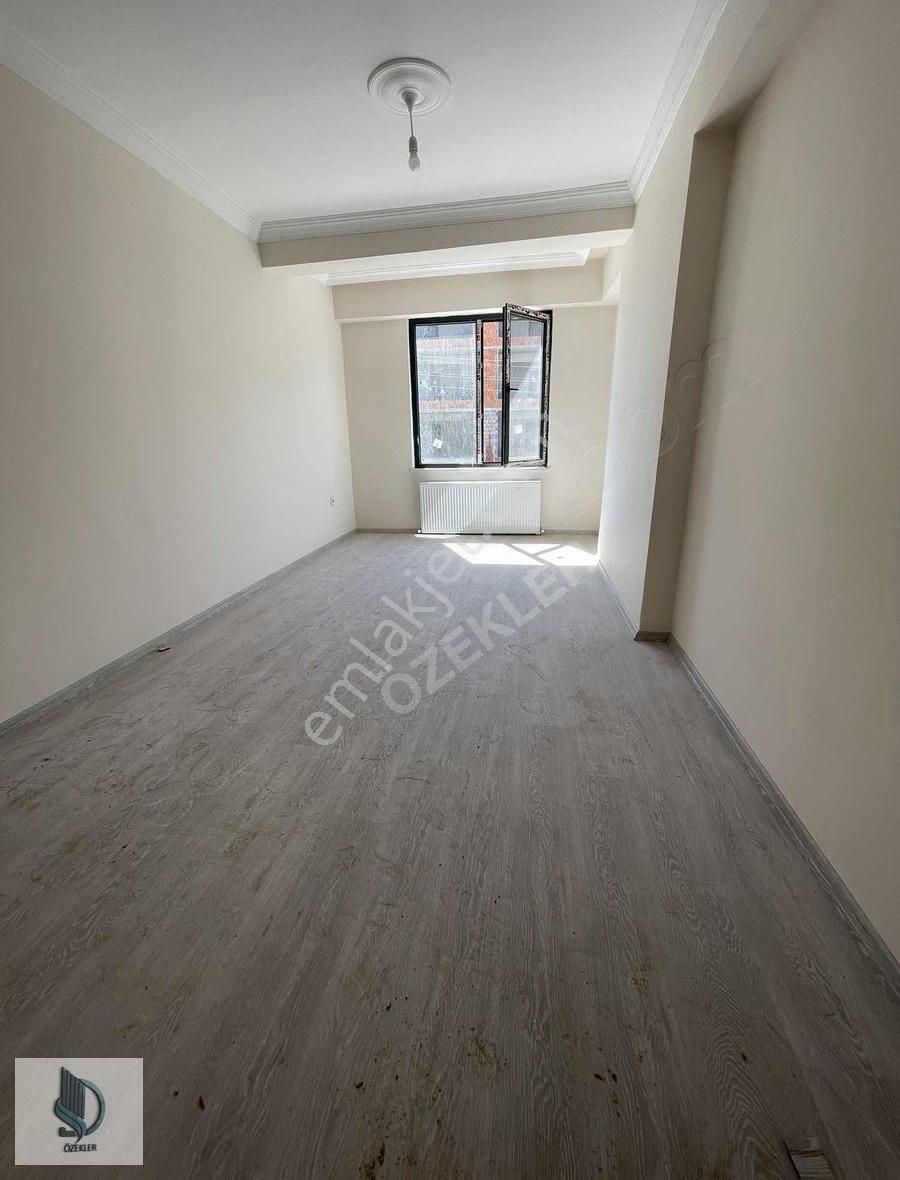 Yeni Bina Ara Kat 3+1 Geniş Ferah Lüks Daire Otoparklı - Görsel 4