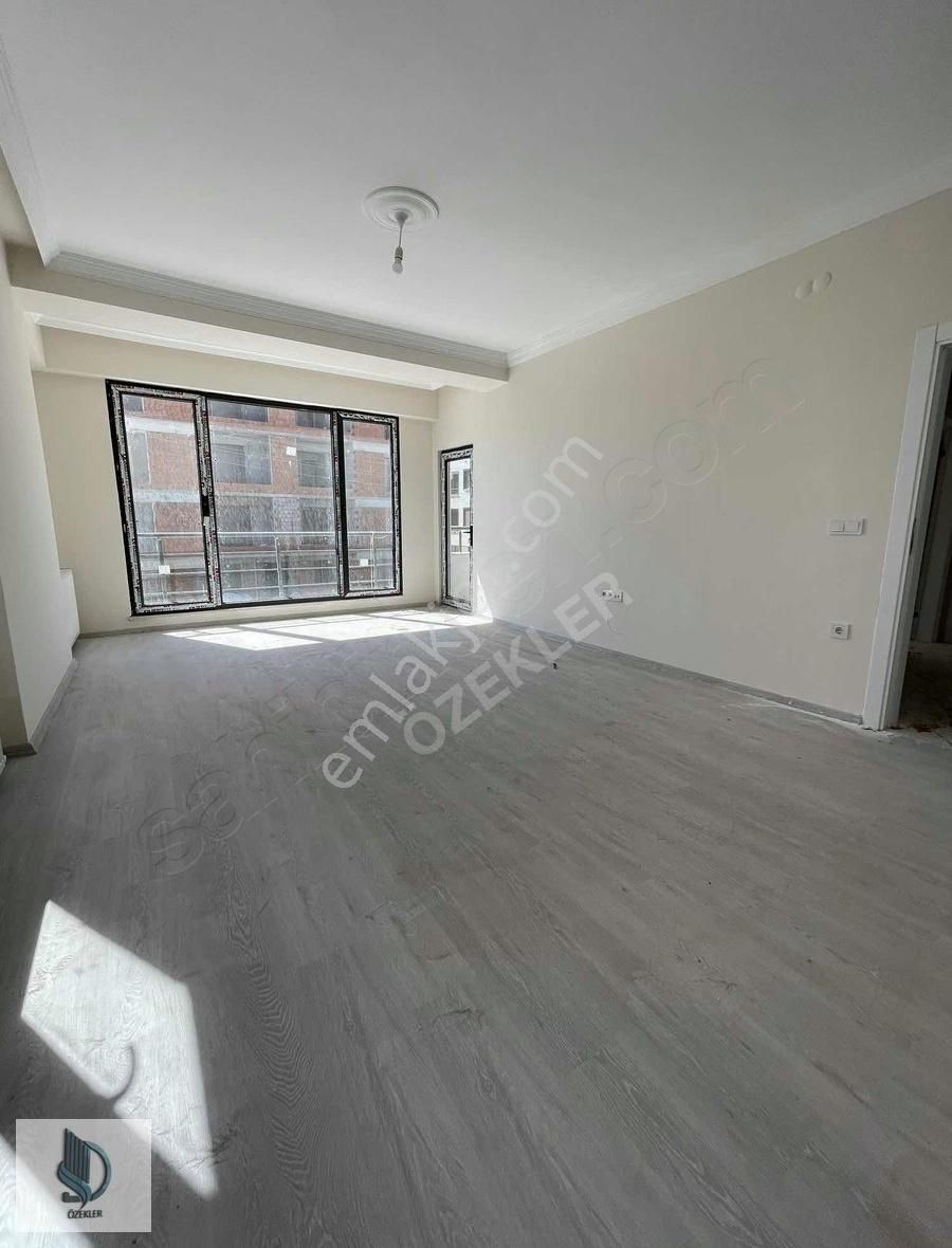 Yeni Bina Ara Kat 3+1 Geniş Ferah Lüks Daire Otoparklı - Görsel 31