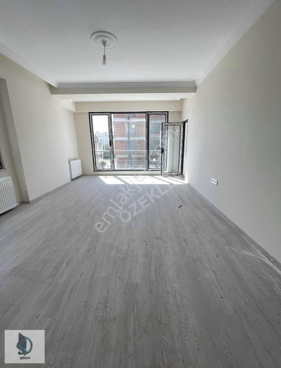 Yeni Bina Ara Kat 3+1 Geniş Ferah Lüks Daire Otoparklı - Görsel 24