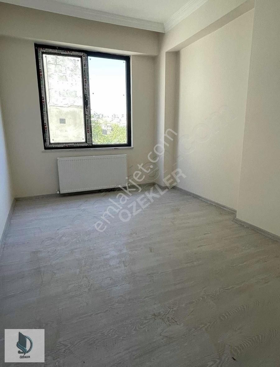 Yeni Bina Ara Kat 3+1 Geniş Ferah Lüks Daire Otoparklı - Görsel 12