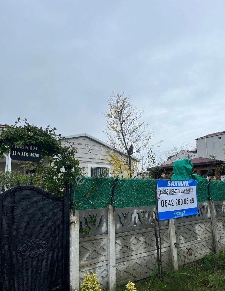 Sakarya Kocaali Denize Yakın 210 M²arsa,içerisinde Bahçeli Müstakil Ev